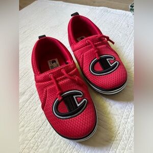 Men's Champion House Slippers Red size 8 EU 41